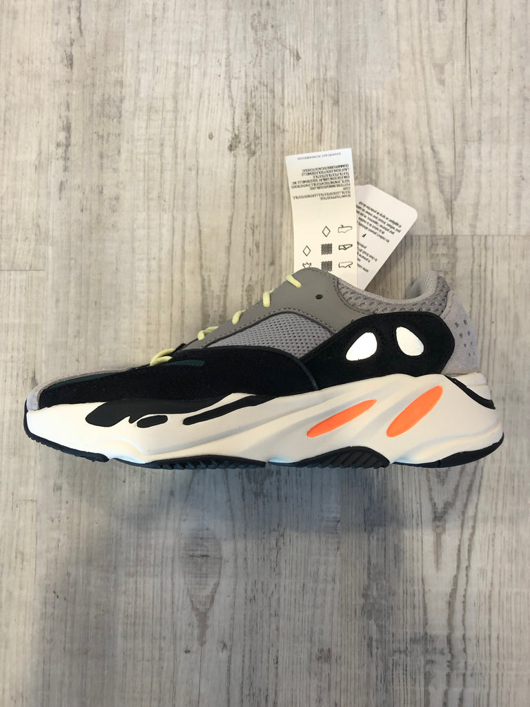 Adidas yeezy boost 700 wave on sale runner solid grey (kids)