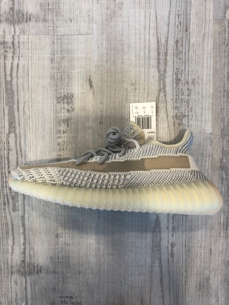 Champs yeezy lundmark top